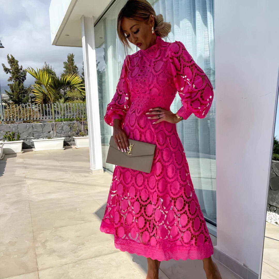 SeraAmsterdam™ | Stralende en vrouwelijke kantjurk