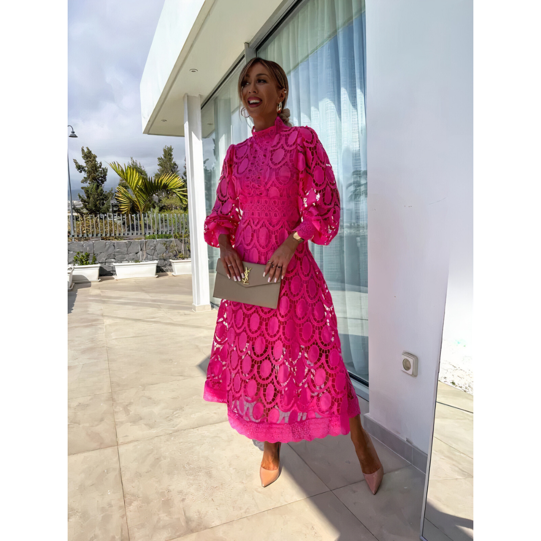 SeraAmsterdam™ | Stralende en vrouwelijke kantjurk