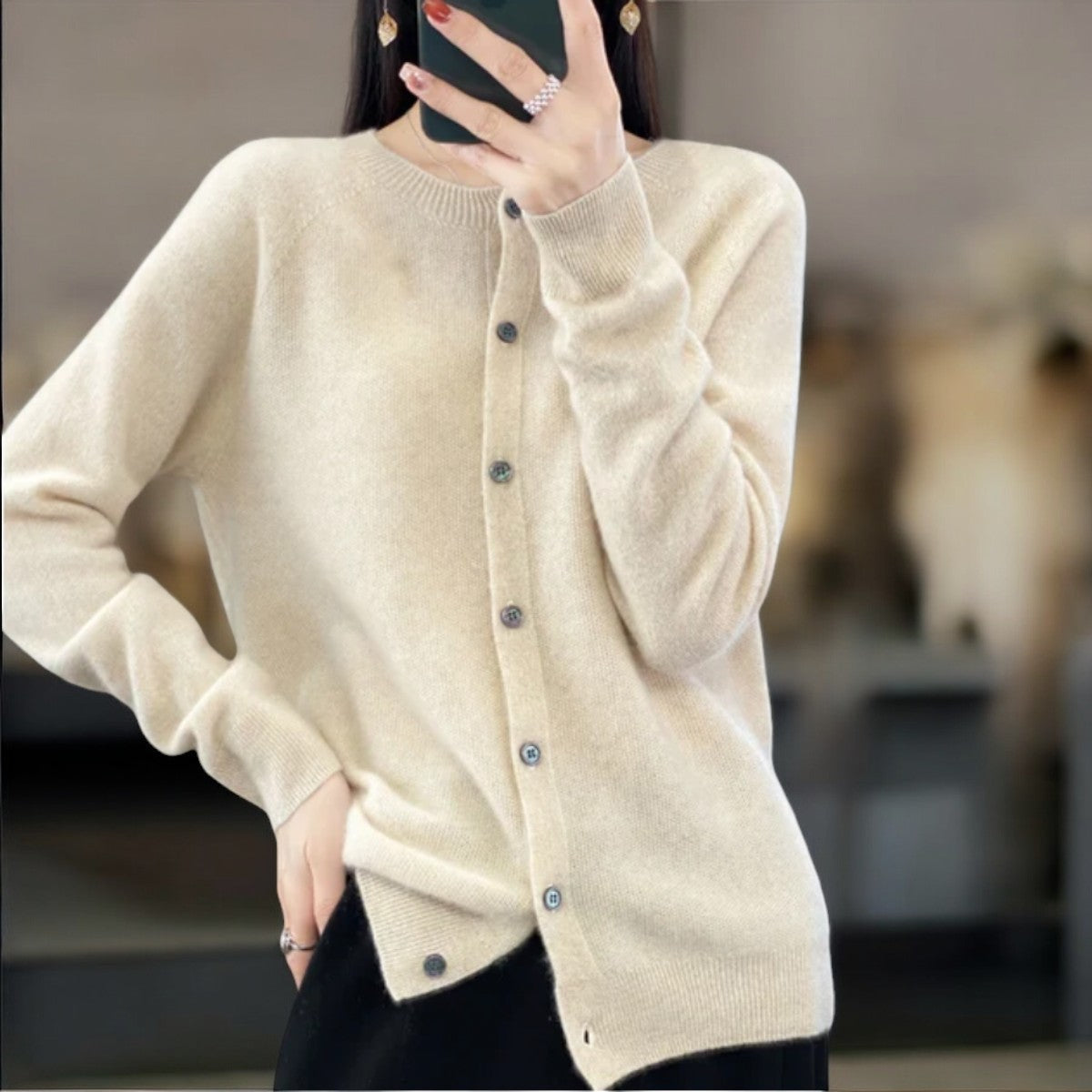 SeraAmsterdam™ | Elegante Knoopjes Cardigan
