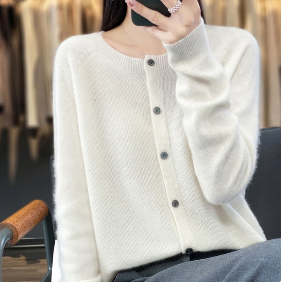 SeraAmsterdam™ | Elegante Knoopjes Cardigan